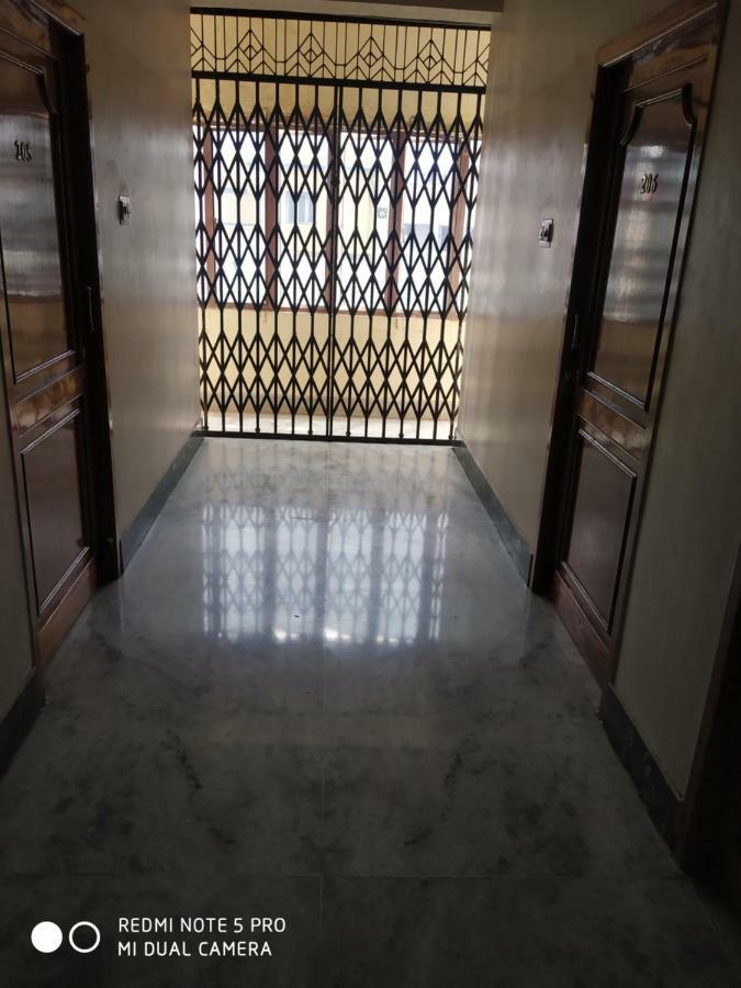 Krishna Lodge Tiruchirappalli Exterior foto